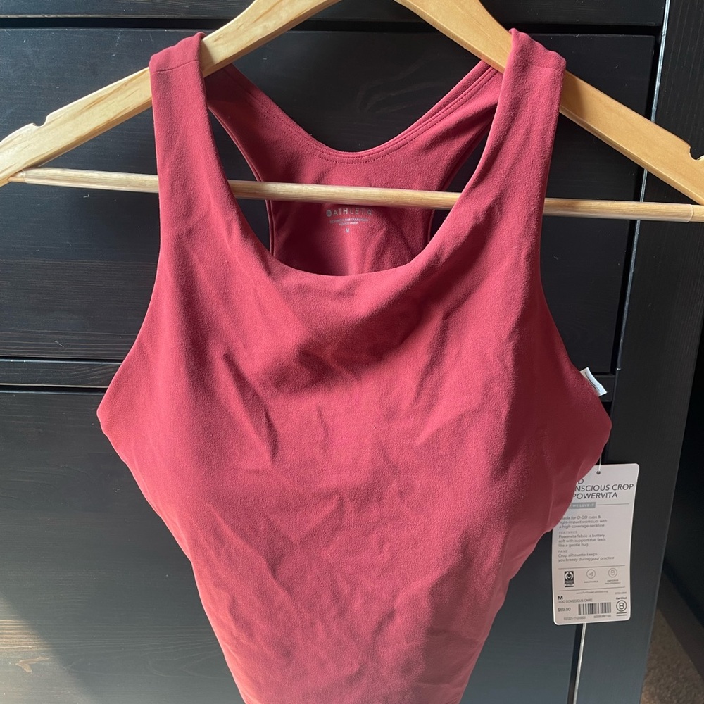 Athleta Conscious Crop in Powervita